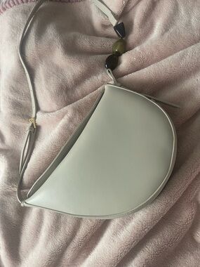 Zara Minimal Crescent shoulder Bag in Light Gray